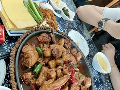 -八两八金·莱芜特色炒鸡(市南漳浦路店)