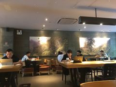 大堂-星巴克(中远两湾城店)