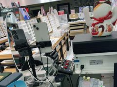 -美式眼镜·授权蔡司.依视路.尼康.豪雅.明月(人民广场店)