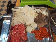 -金鼎雪山牦牛杂火锅(理县总店)