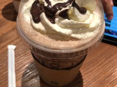 摩卡可可碎片星冰乐-星巴克(广州百信广场东区店)