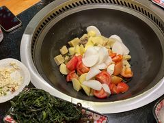 -粘豆包铁锅炖二部(温泉街店)