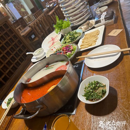丽江像龙记斑鱼庄(虎坊桥店)