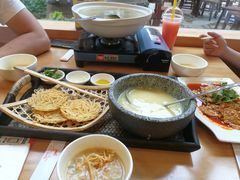 -七彩云南欢乐世界