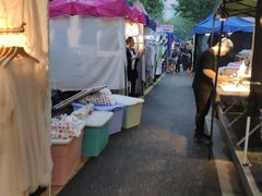 -吴山路夜市