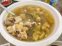 新鲜无花果浸鸡-银峰农庄·特色烧鸡·鲜无花果浸鸡
