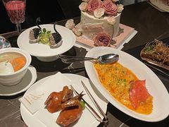 -海派悦庭·海胆烧麦·新融合菜(凯德广场店)