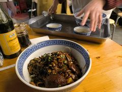 -沪西老弄堂面馆(定西路店)