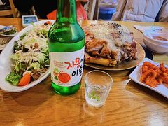 真露烧酒-Myth猪蹄(明洞店)