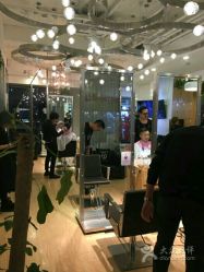 -简法造型·品牌形象店