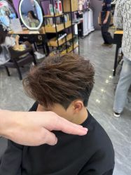 -藤野造型烫染·漂发