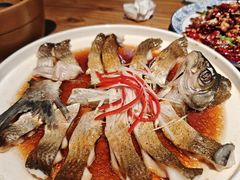 武昌鱼-汉小城·老铫子藕汤·乡野湖北菜(江汉路吉庆街店)