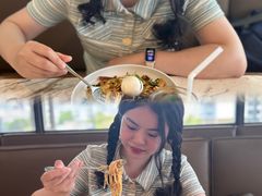 -ROAST coffee & eatery