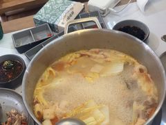 -喃喃椰·糟粕醋·椰子鸡火锅(七堡花园店)