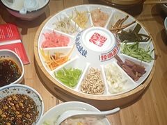 -怪噜范·老贵阳街头名小吃(汇金星力城店)