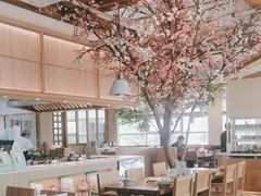 -蜜桃餐厅·伴山(湖滨商业街店)