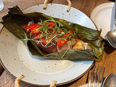 香蕉叶叁芭烤鱼-fatty angel东南亚餐酒吧