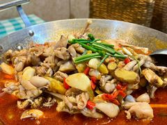 -昱龙大盆牛蛙馆(三兴街总店)