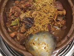 -胡须佬鸡煲四季火锅店(石厦西村直营店)