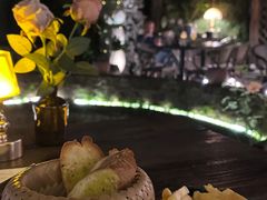 餐前面包Bread-Golden Lily河内巴黎法越料理餐厅(建国西路店)