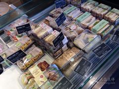 -多乐之日(田林东路店)