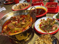 -老闵田螺馆·南昌特色小炒(梦时代店)