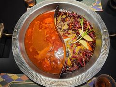 鸳鸯锅-廖掌柜·重庆鲜货火锅(上海首店)