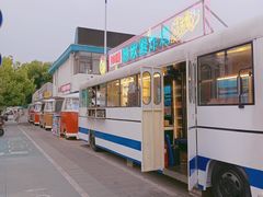 -南湖公园地摊集市