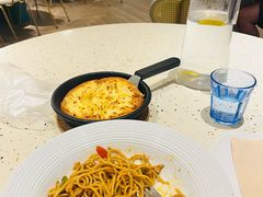 -必胜客(WOW中心城店)