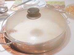 -洪氏嗨捞·猪肚鸡火锅(阳光天地店)