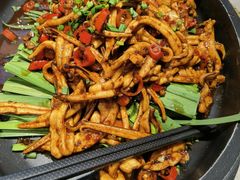 钢盆鱿鱼-大碗先生(万家丽店)