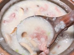 窩蛋牛肉珍菌粥-南拳十三姨·潮汕砂锅粥(世纪金源店)