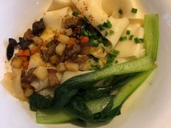 油泼面-東舍食唐精品陕菜馆