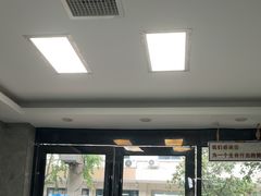 -半岛宠物医院24小时(白果林店)