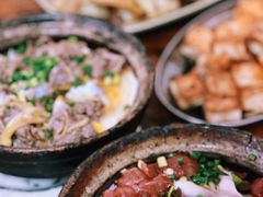 腊肠煲仔饭-文记煲仔饭