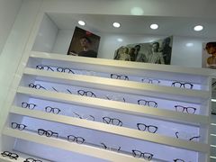 -浮光眼镜·蔡司视觉合作·数字验配中心(陆家嘴店)