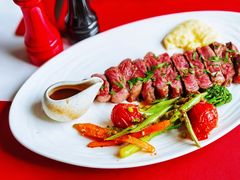 -普朗姆生蚝牛排馆 The Plump Oyster(成都摩方购物中心店)