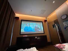 -金色印象·4K影院式足体养生(杨家坪西郊店)