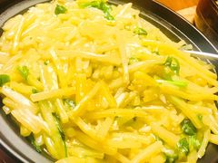 高汤煨土豆丝水芹菜-老江南春·中国龙菜(衡山路店)