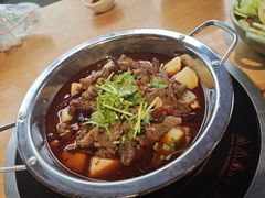 -大众跷脚牛肉馆·非遗传承单位(峨眉山店)