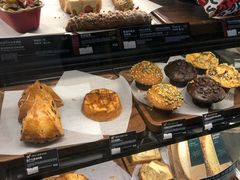 -星巴克(广州南站A18检票口楼上)