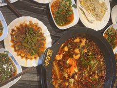-老船舫·现做活鲜鱼馆(东郊记忆店)