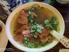 牛肉粉丝汤-哑巴生煎(临顿路店)
