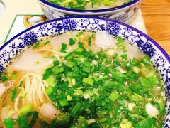 -陇上全荟兰州传统牛肉面(延吉路店)