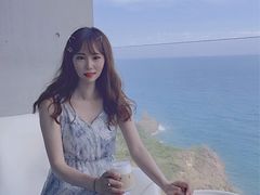 -悬崖咖啡厅