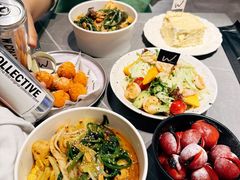 -W COLLECTIVE  DESSERT SHOP