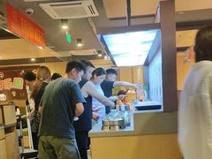 -海底捞火锅(宝龙广场夜宵主题店)