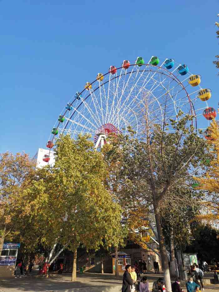 王城公园-"洛阳知名公园,唯一的动物园.中州路繁华."-大众点评移动版