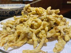 蛋黄焗蟹味菇-晚归月亮湾私家菜(临邑路店)