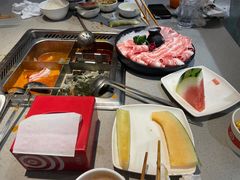 -海底捞火锅(新松江路生日主题店)